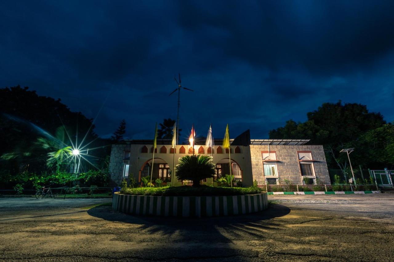 Kstdc Hotel Mayura Bhuvaneshwari Kamalapur Hampi Kültér fotó