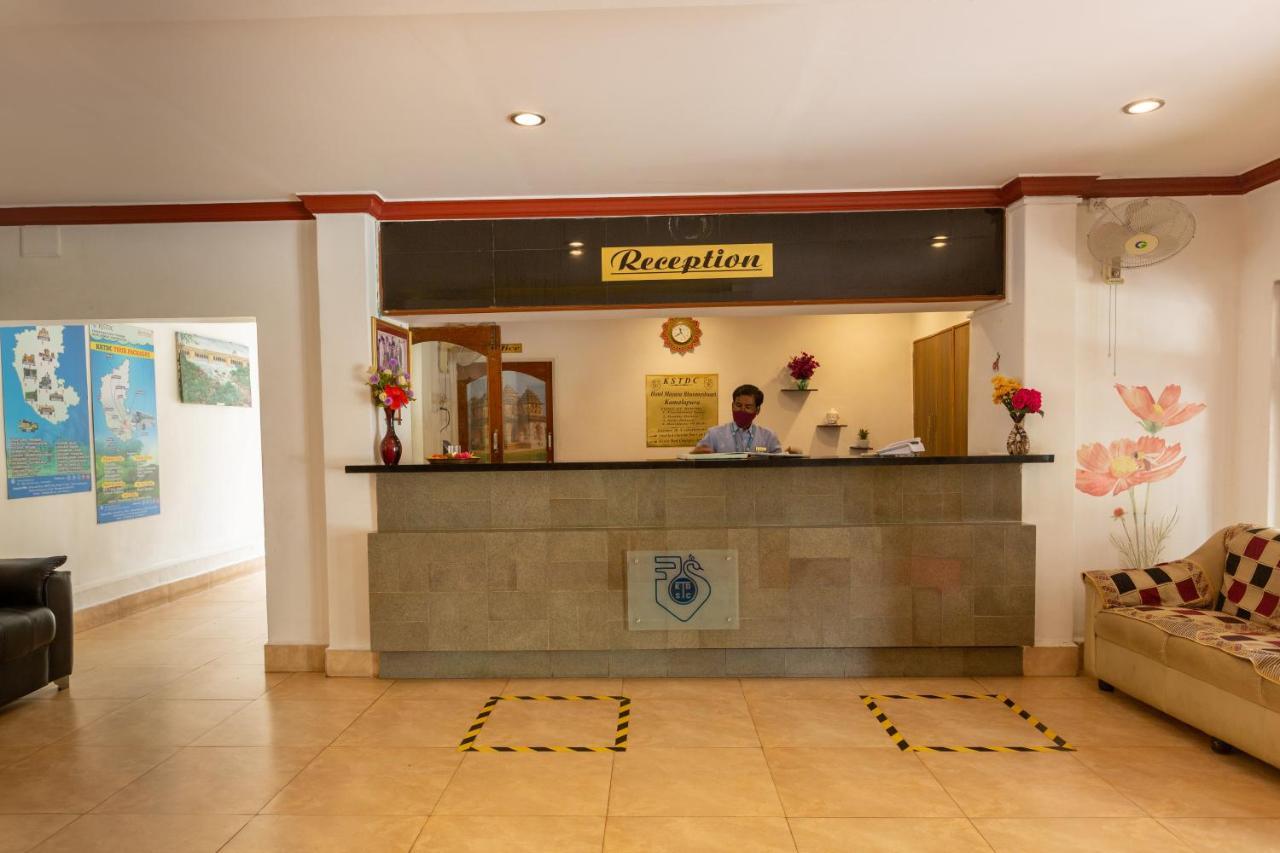Kstdc Hotel Mayura Bhuvaneshwari Kamalapur Hampi Kültér fotó