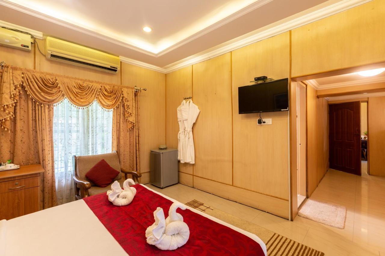 Kstdc Hotel Mayura Bhuvaneshwari Kamalapur Hampi Kültér fotó
