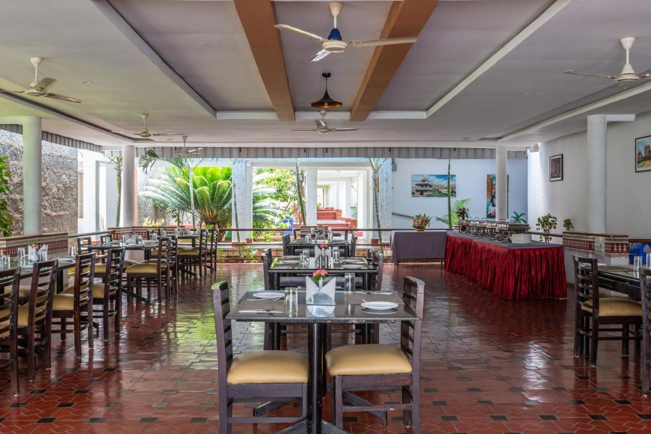 Kstdc Hotel Mayura Bhuvaneshwari Kamalapur Hampi Kültér fotó