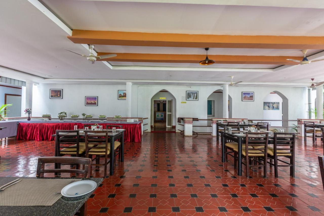 Kstdc Hotel Mayura Bhuvaneshwari Kamalapur Hampi Kültér fotó