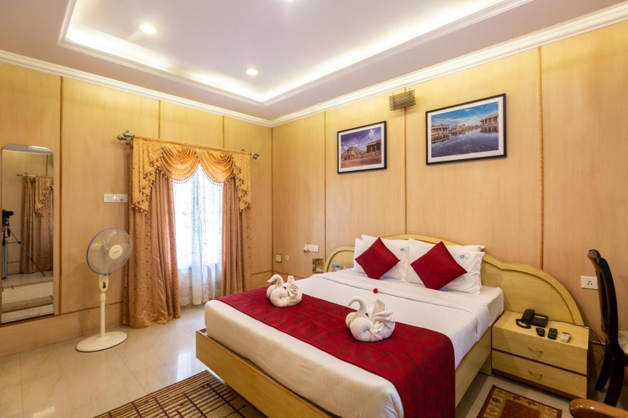 Kstdc Hotel Mayura Bhuvaneshwari Kamalapur Hampi Kültér fotó